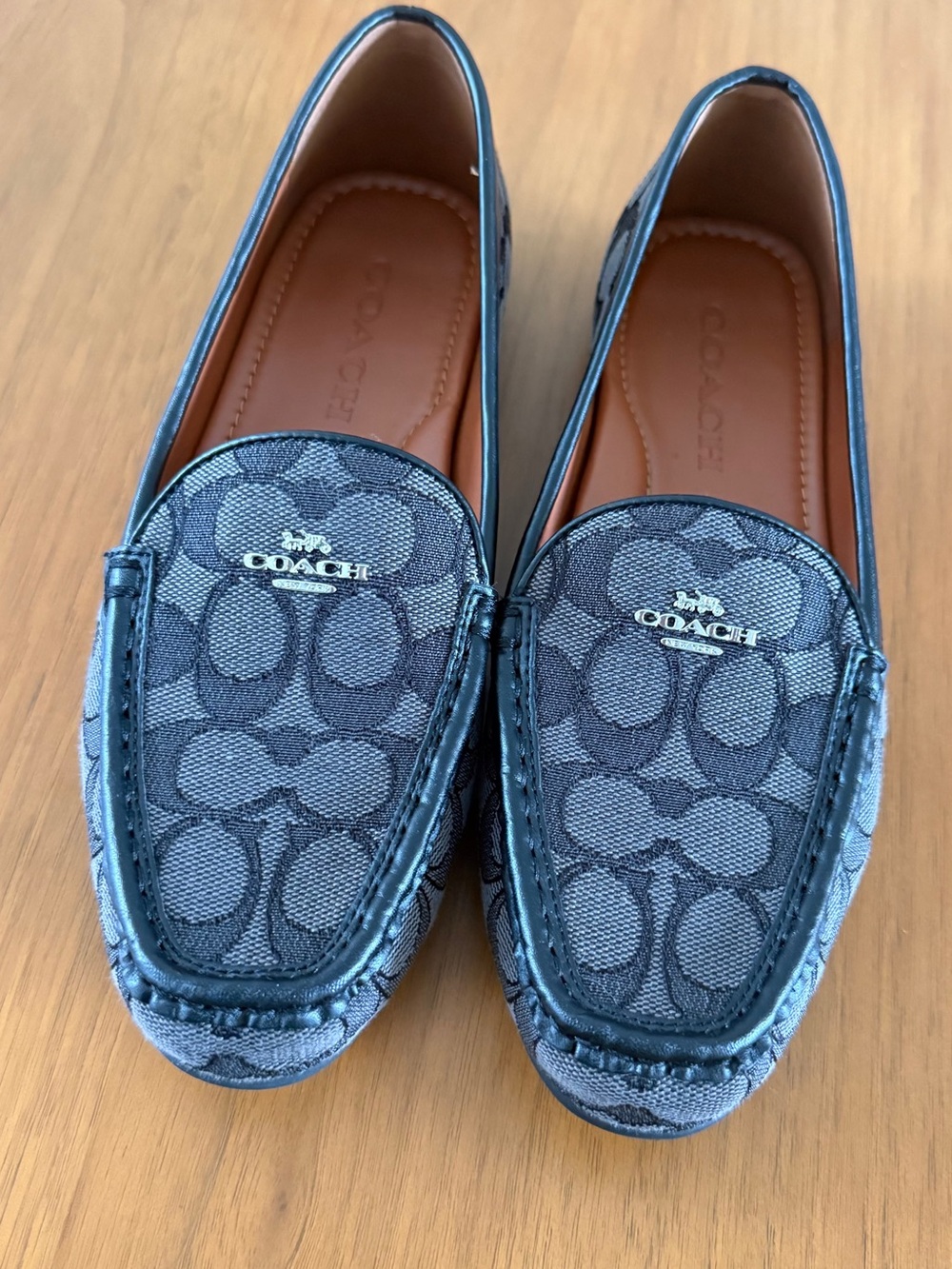 NWOT Coach Gable Signature C Monogram Loafers Gray Black 7.5